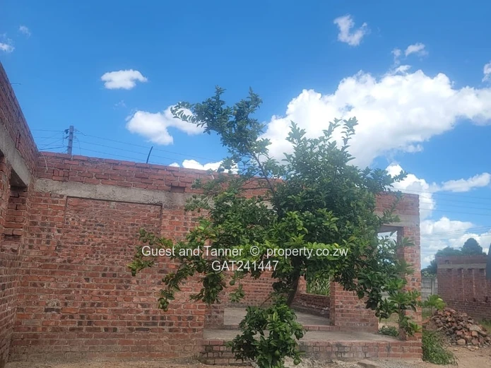 Incomplete 4BR House for Sale - Uplands, Waterfalls - Title Deed Available