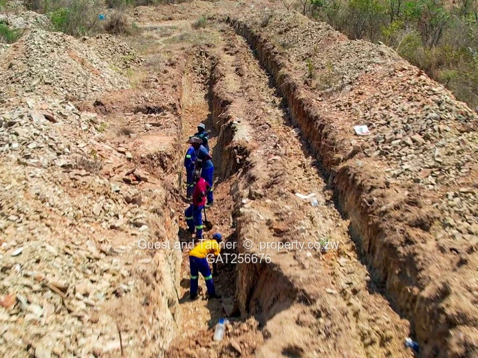 Spitzkop, Gwanda – Stands For Sale