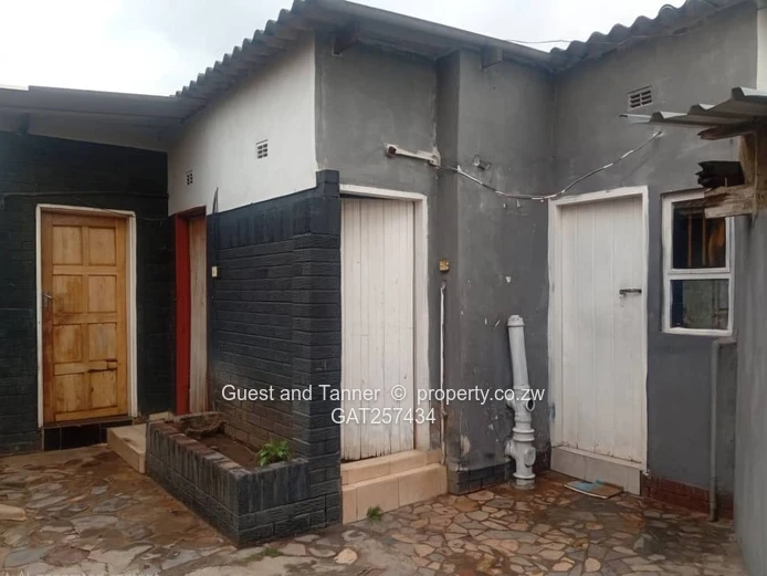 Spacious Family Living With A 3-Bedroom Cottage