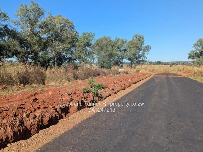 Canal Lifestyle – Kutandara, Tynwald Stands For Sale
