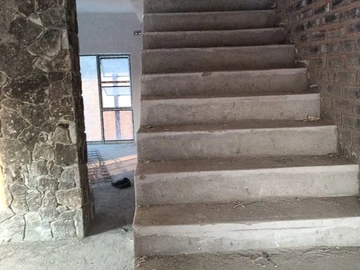 3 Bedroom Flat & Apartment