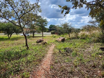 Stands & Residential Land