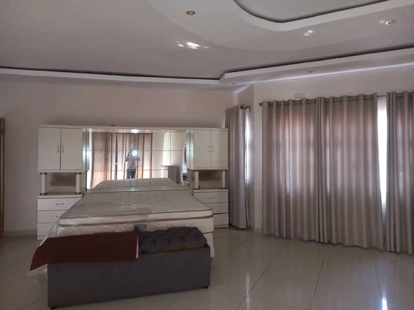 8-Bedroom House  for Rent in Philadelphia