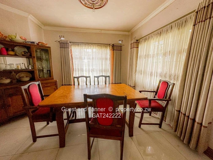 4 Bedroomed house For Sale In Marlborough