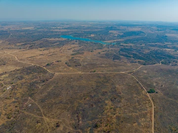 Farm & Agricultural Land