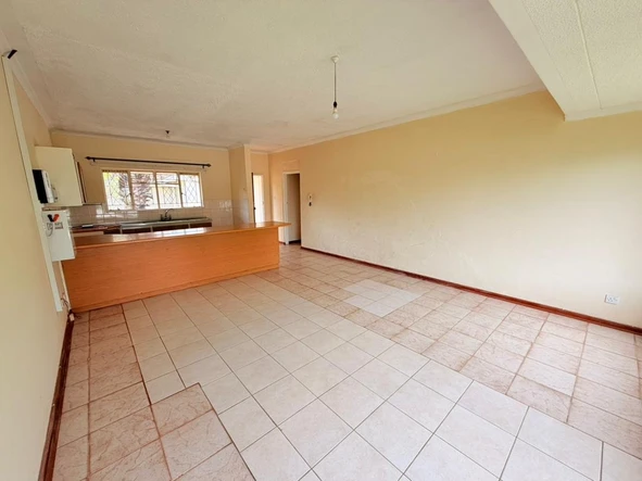 2 Bedroom Flat & Apartment