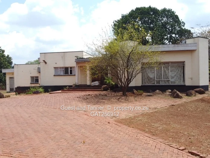 9,185m² STAND WITH REDEVELOPMENT POTENTIAL – GREYSTONE PARK, HARARE