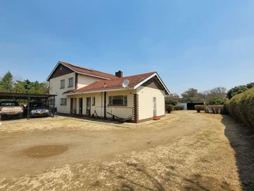 5 Bedroom House