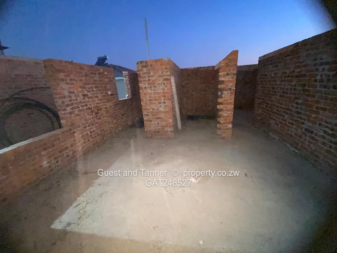 Incomplete 4-Bedroom House for Sale | Glaudina