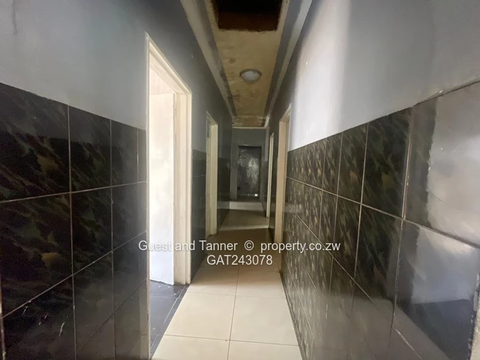 6 bedroom House For Sale In Cold Comfort
