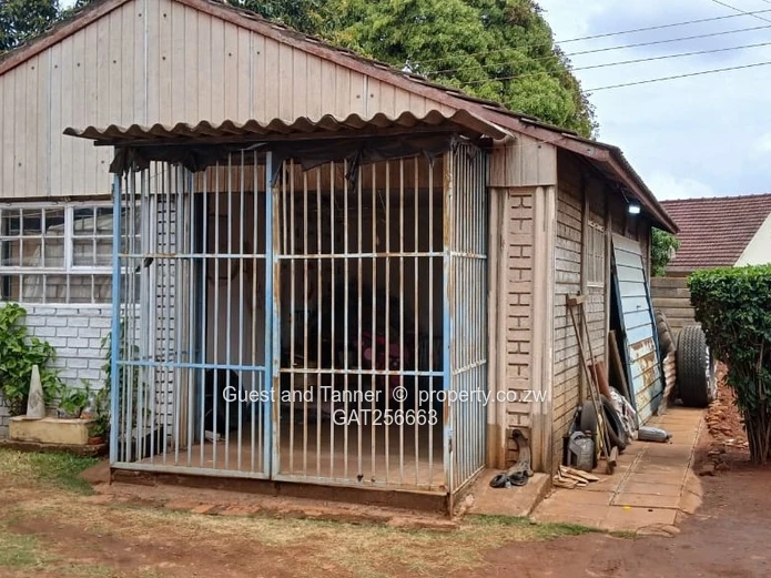 4 Bedroomed house For Sale In Cranborne