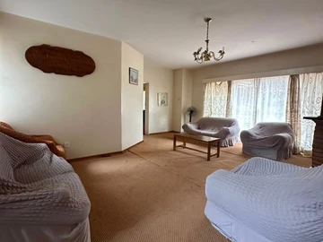 7 Bedroom House