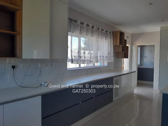4 Bedroom House to Rent in Arlington