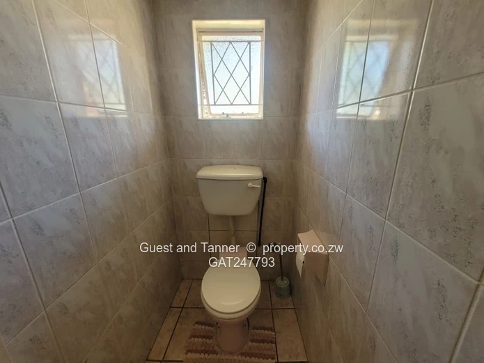 New Marlborough Neat and Spacious Family Home - 4 Bedrooms to Rent