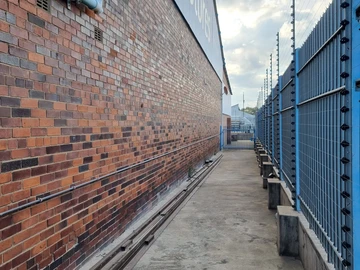 Warehouse & Factory