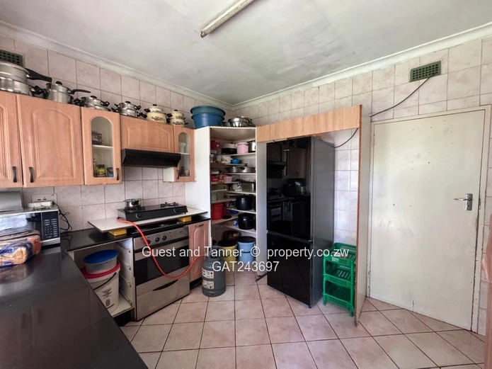 Renovator's Dream with Harare Drive Frontage, Sunridge, Harare