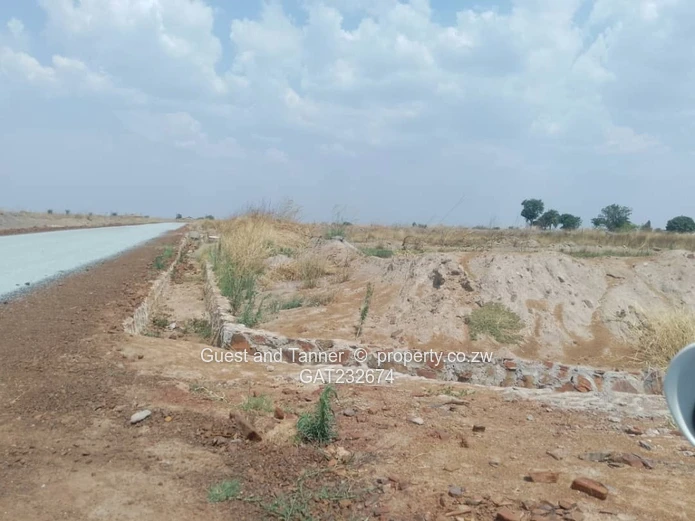 Residential Stand for Sale in Johannesburg Norton – Serviced 300sqm near Harare