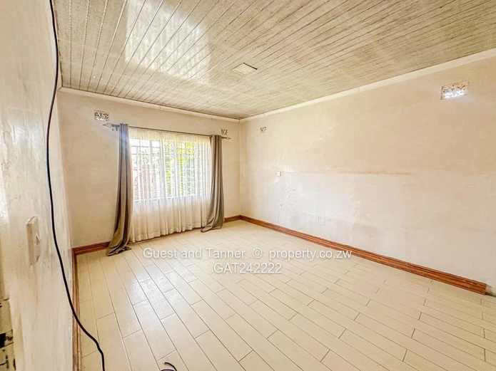 4 Bedroomed house For Sale In Marlborough