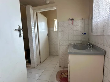 7 Bedroom House