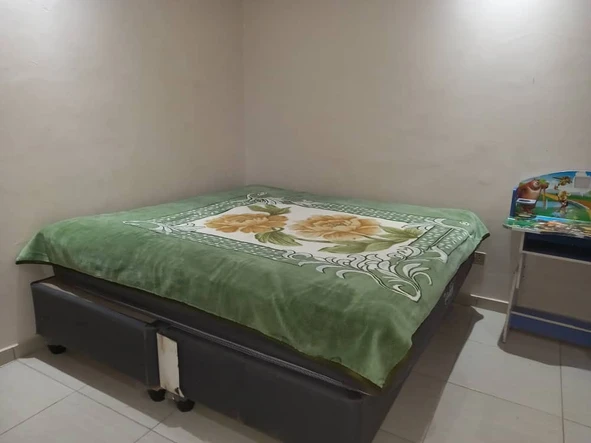 8-Bedroom House  for Rent in Philadelphia