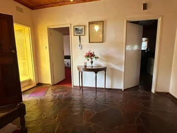 7 Bedroom House