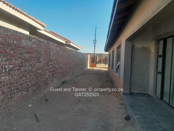 Mabvazuva | 4-Bedroom Family Home