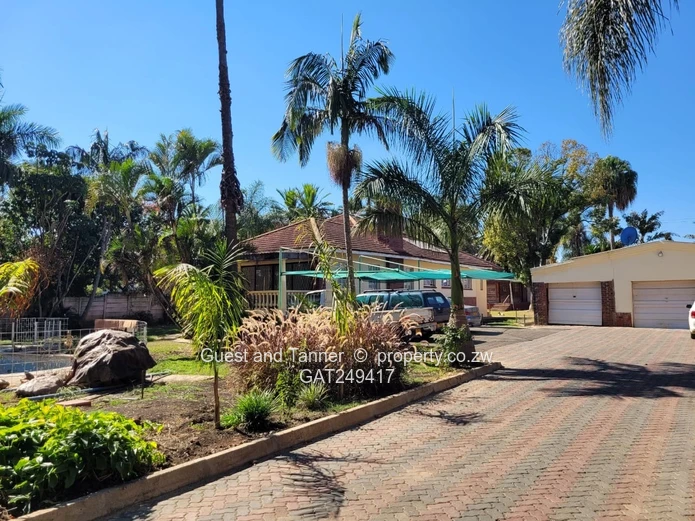 Prime Multi-Dwelling Property on 4,269m² with Main Road Frontage in Highlands 