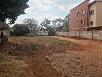 Commercial & Industrial Land