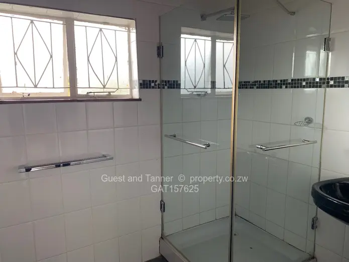 House for rent - with Caretaker
