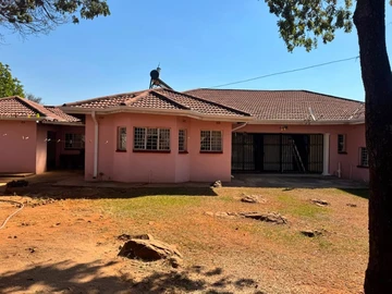 5 Bedroom House