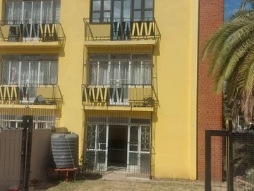 Flat & Apartment