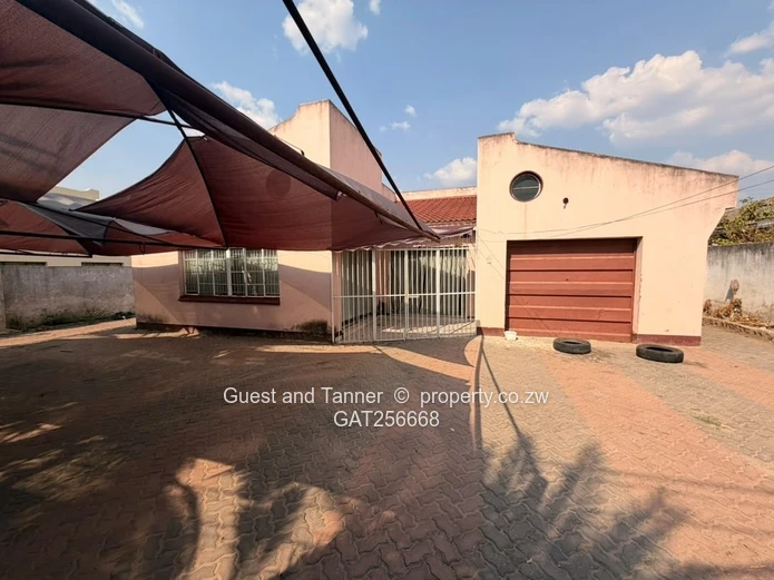 3 Bedroomed House For Sale In Mainway Meadows