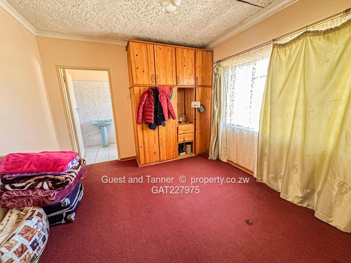 4-Bedroom House In Borrowdale West