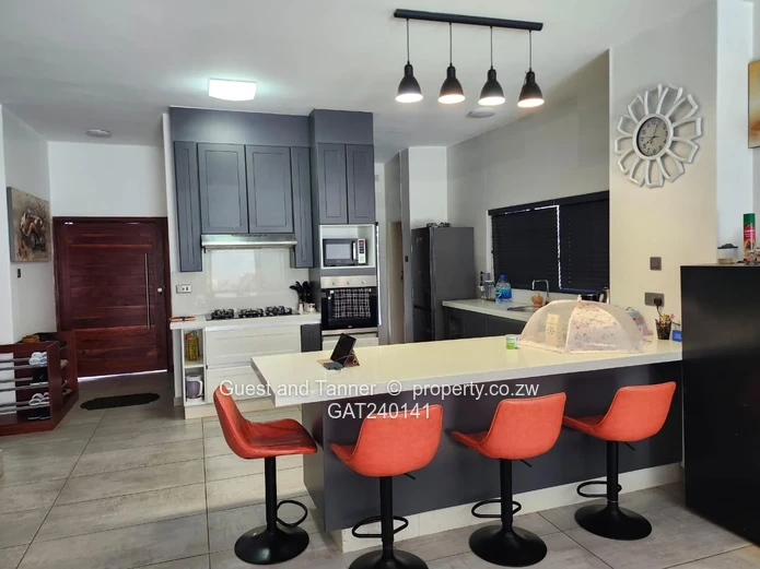 4-bedroom Townhouse For Sale In Avondale