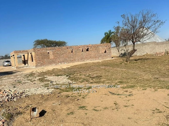 Townhouse Stand For Sale in Mqabuko Heights