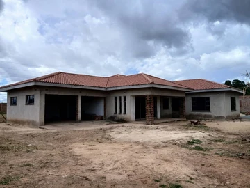 5 Bedroom House