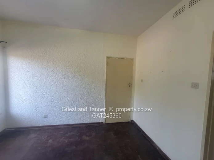 1 Bedroom Flat/Apartment to Rent in Avenues
