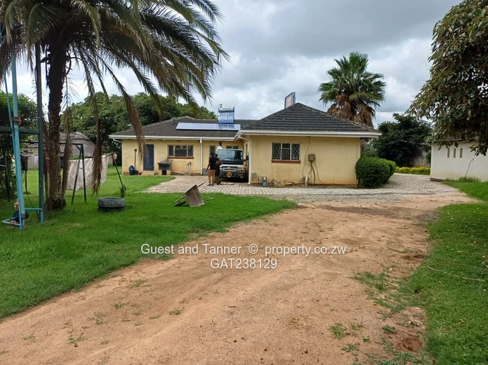 Versatile Commercial Property with Samora Machel Frontage – 4925m², Mutare Road, Title Deed