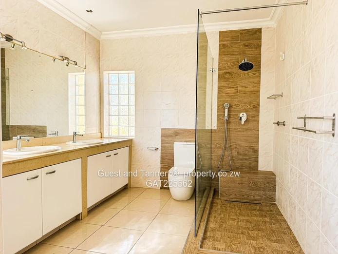  6-Bedroom House For Sale In Mt Pleasant