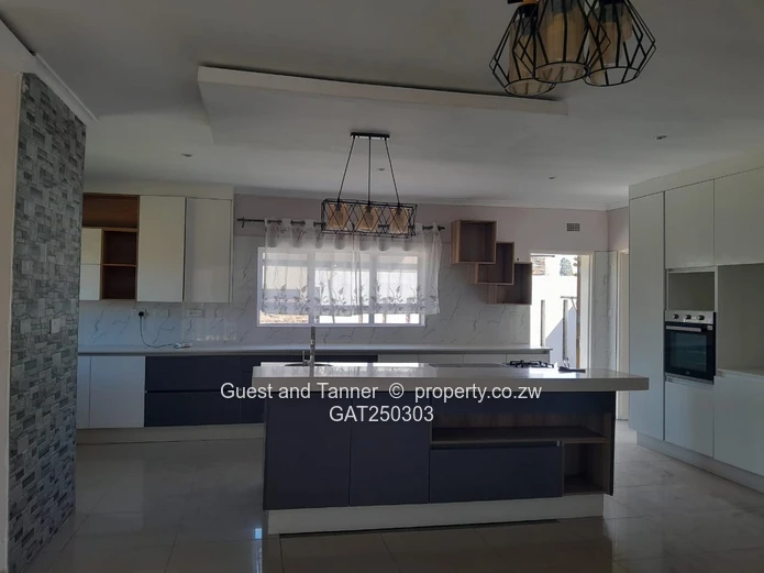 4 Bedroom House to Rent in Arlington