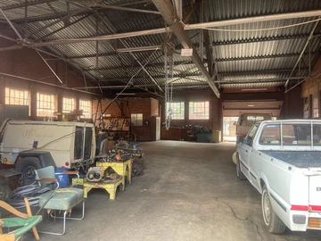 Warehouse & Factory