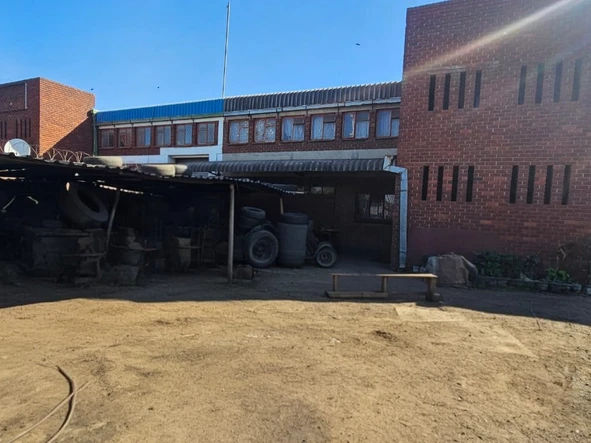 Warehouse & Factory