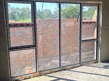 3 Bedroom Flat & Apartment