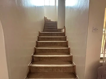 7 Bedroom House