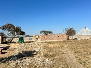 Stands & Residential Land