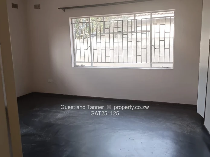 Zimre Park | 4-Bedroom House for Sale