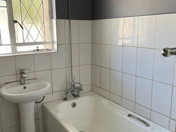 2 Bedroom Garden Flat