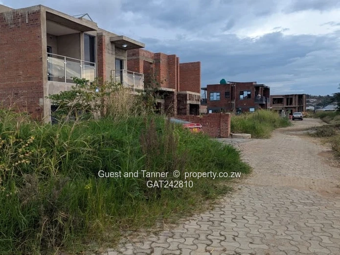Stands for sale in Cold Comfort Pleasant Valley Gated Community