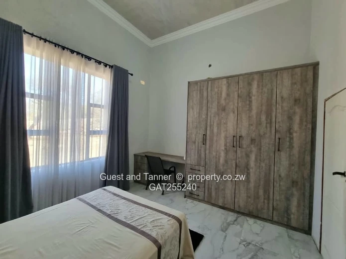 7-Bedroom House for Sale in Matsheumhlophe, Bulawayo with Title deed 