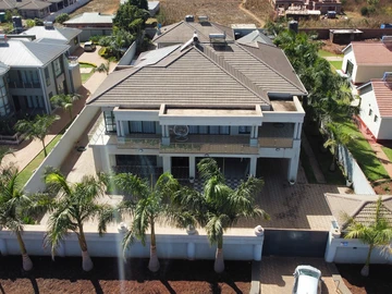 6 Bedroom House